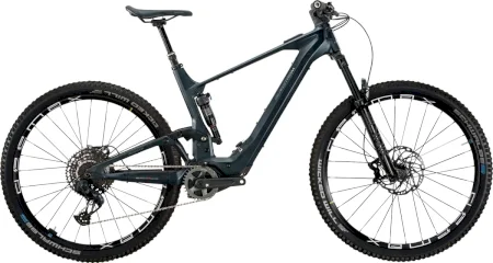 Bergstrom Roots 3 2025