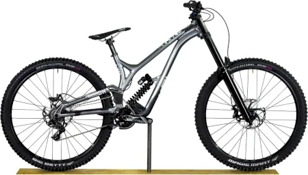 Commencal Supreme Dh 29 Race 2023