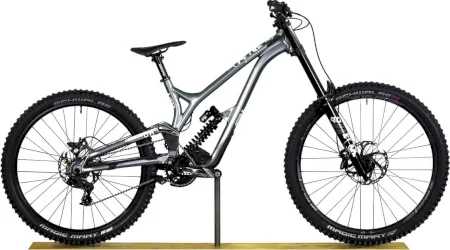 Commencal Supreme Dh 2927 Race 2023