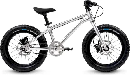 Earlyrider Seeker X16 2022
