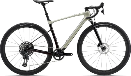 Giant Revolt X Advanced Pro 1 2024