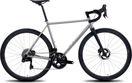 Holdsworth Helm Shimano Dura Ace Di2 Titanium 2023