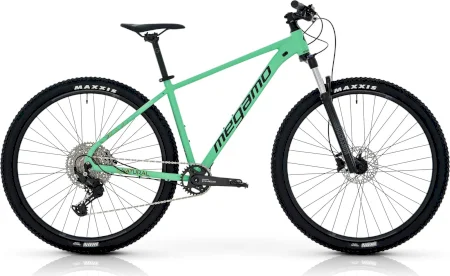 Megamo Natural 30 2025