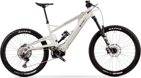 Orange Patriot Le 2024