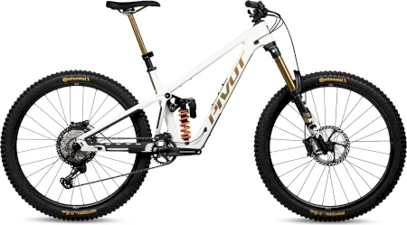 Pivot Firebird Pro Xtxtr With Carbon Wheels 2025