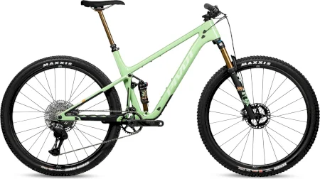 Pivot Mach 4 Sl Team Xtr With Carbon Wheels 2025