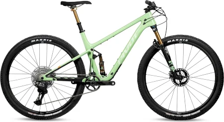 Pivot Mach 4 Sl World Cup Xtr With Carbon Wheels 2025