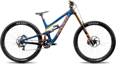 Pivot Phoenix 29 Pro Saint 2023