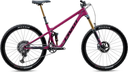 Pivot Shadowcat Team Xtr With Carbon Wheels 2023