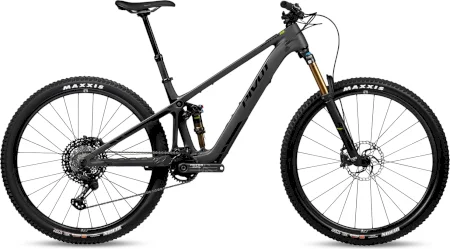 Pivot Shuttle Sl World Cup Xtr With Carbon Wheels 2023
