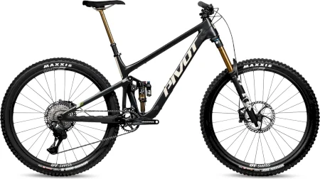 Pivot Switchblade Pro Xt Di2 2025