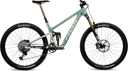 Pivot Trailcat Lt Pro Xtxtr With Carbon Wheels 2025