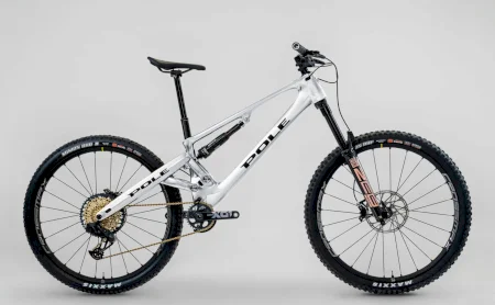 Pole Vikkela Trail Complete 2023