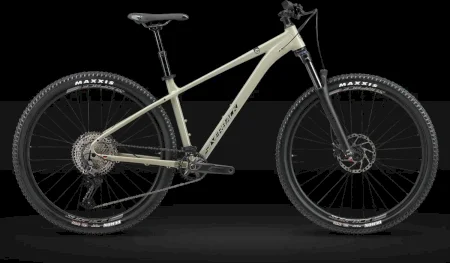 Silverback Seseriestm 12 2025