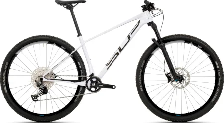 Superior Xp 929 Ltd 2025